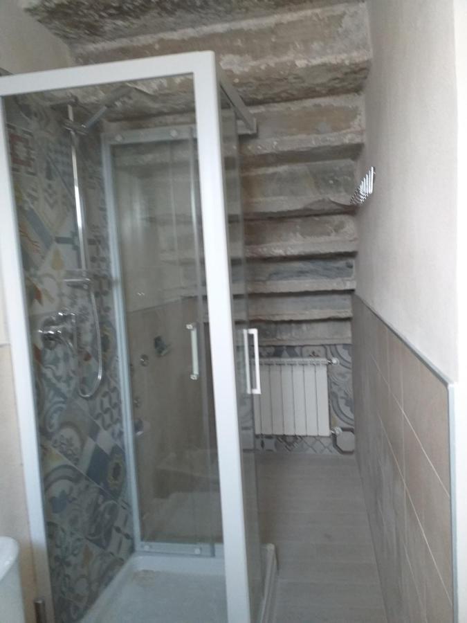 CASA di VECCHIO BORGO Villa Sarzana Esterno foto